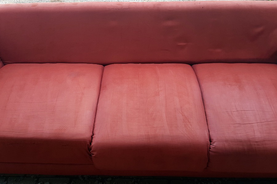 3 seater couch after cleaning